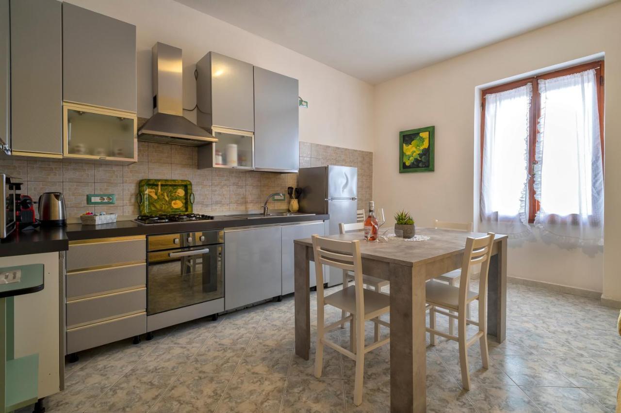 Il Nespolo , Vicino Alle Spiagge, Per Coppie E Famiglie 阿尔盖罗 外观 照片